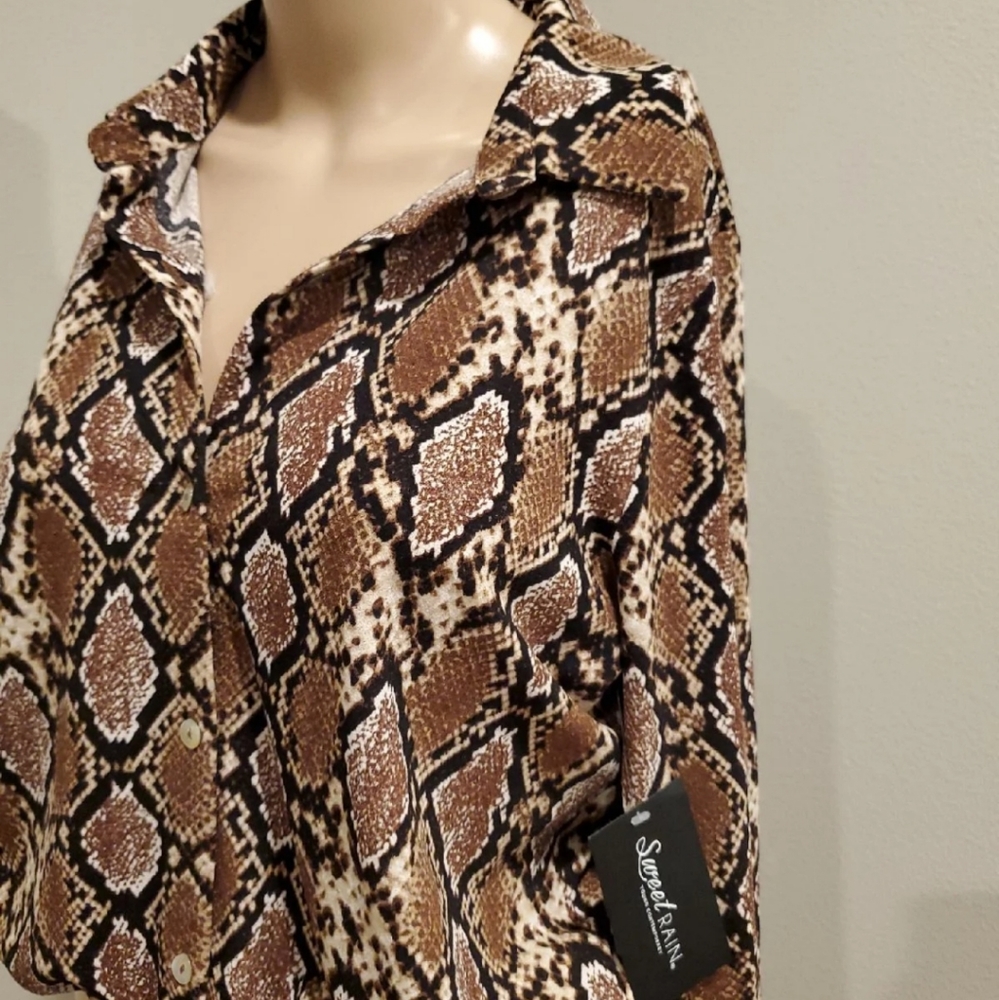 Blouse - Picture 2 of 2